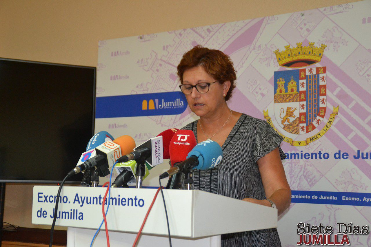 Juana Guardiola: “La única responsable de que la carretera del Carche esté sin arreglar aún, no es nadie más que la Comunidad Autónoma”