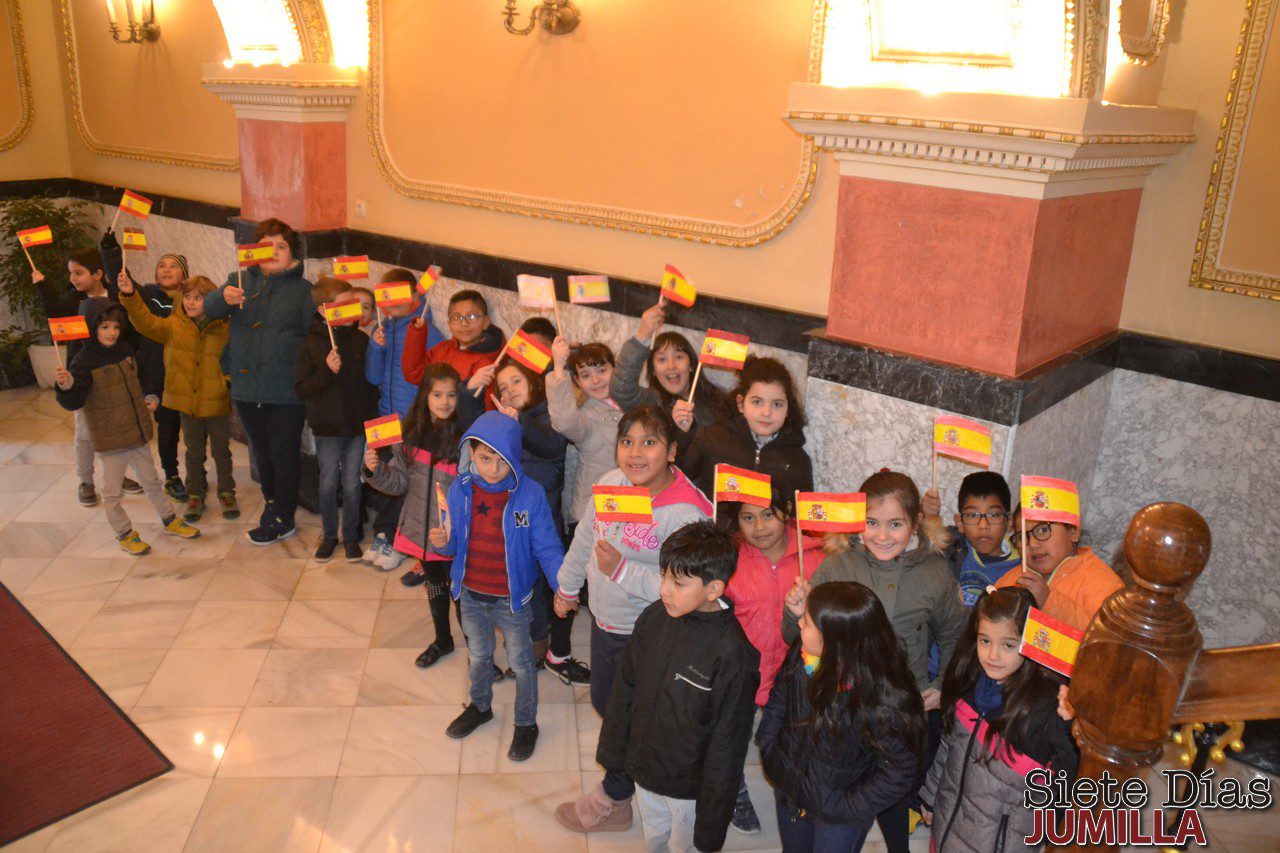 Los niños del Mariano Suárez visitan el Ayuntamiento