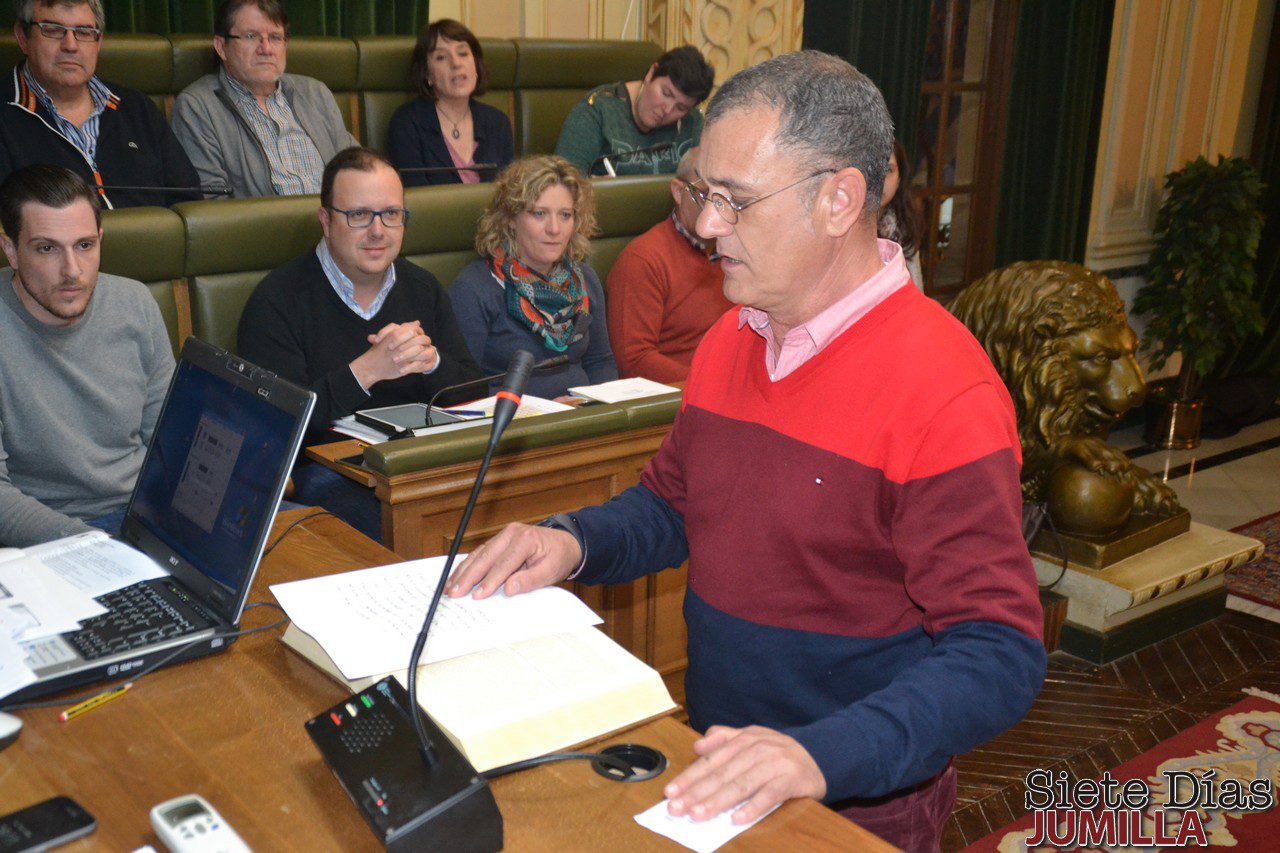 El nuevo concejal Francisco Gómez Bravo tomó posesión