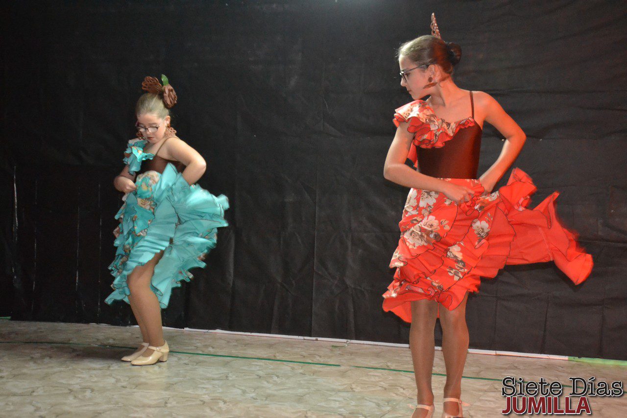 El colegio de La Asunción celebra el Día Internacional del Flamenco