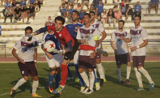 El FC Jumilla jugó tocado en San Fernando y terminó hundido (3-0)
