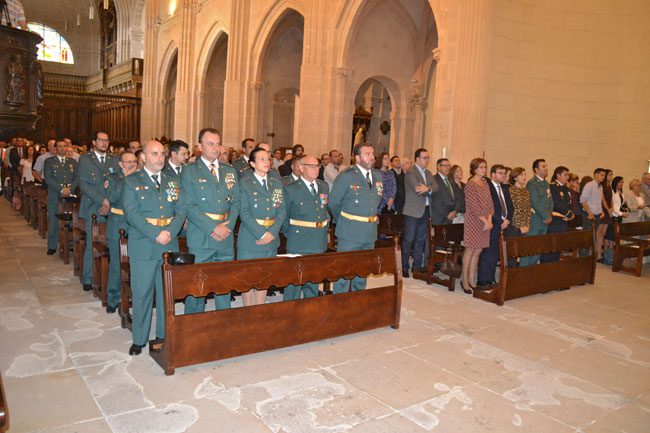 Varios guardias civiles son distinguidos en las celebraciones del día del Pilar