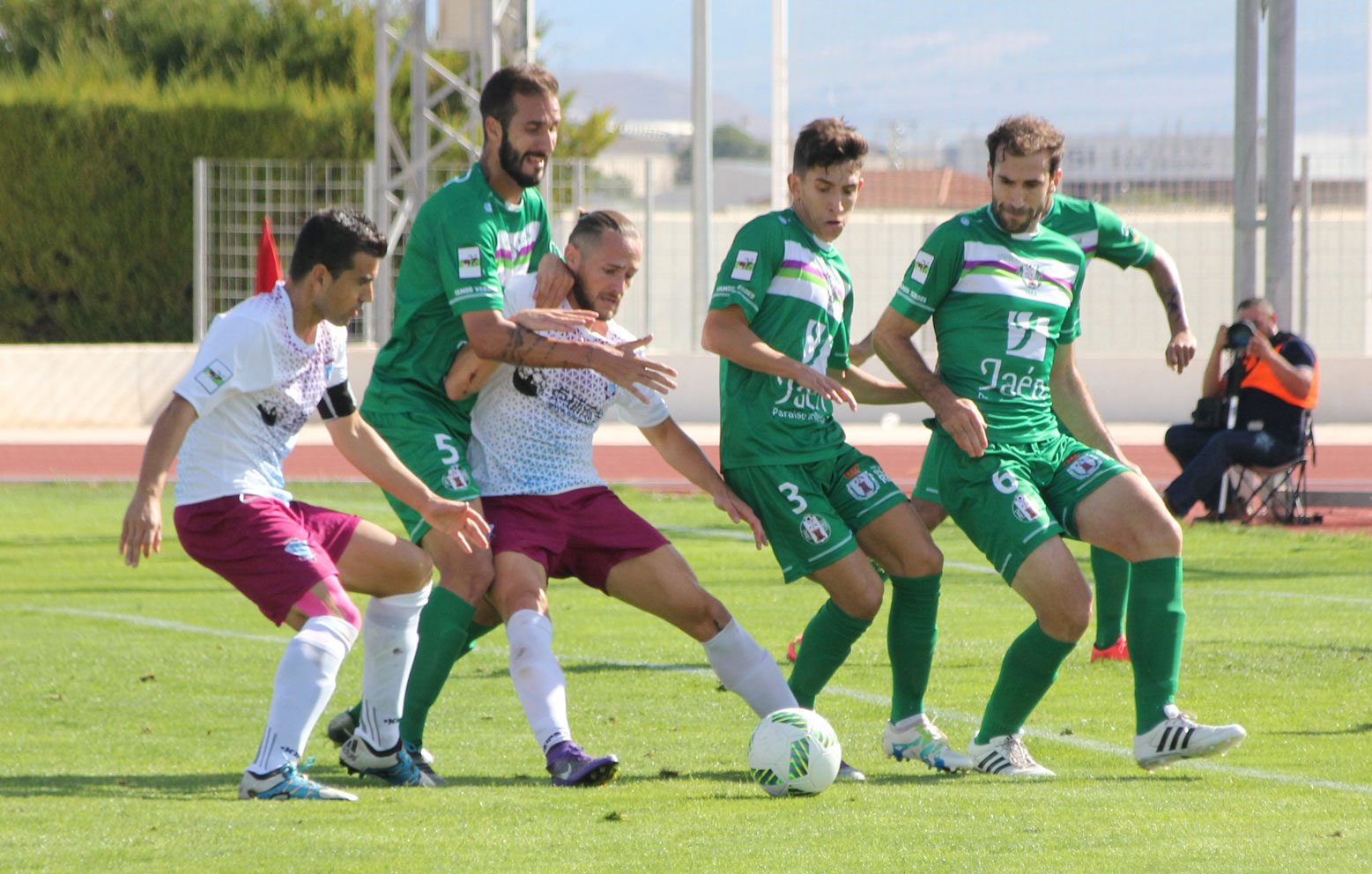 El FC Jumilla avanza con paso firme (2-1)