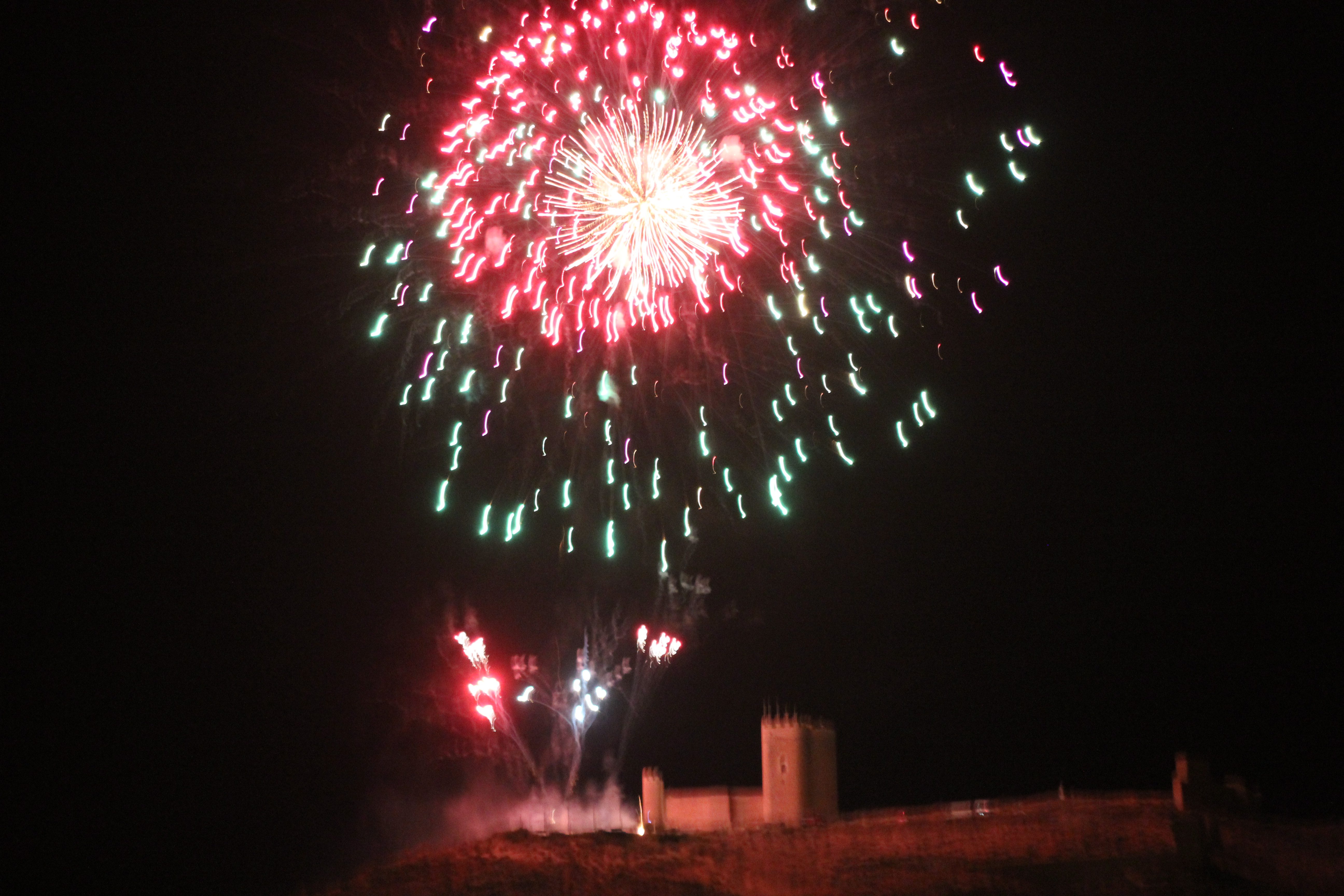 Festejos vuelve a convocar el concurso de fotografía de los fuegos artificiales de la Feria