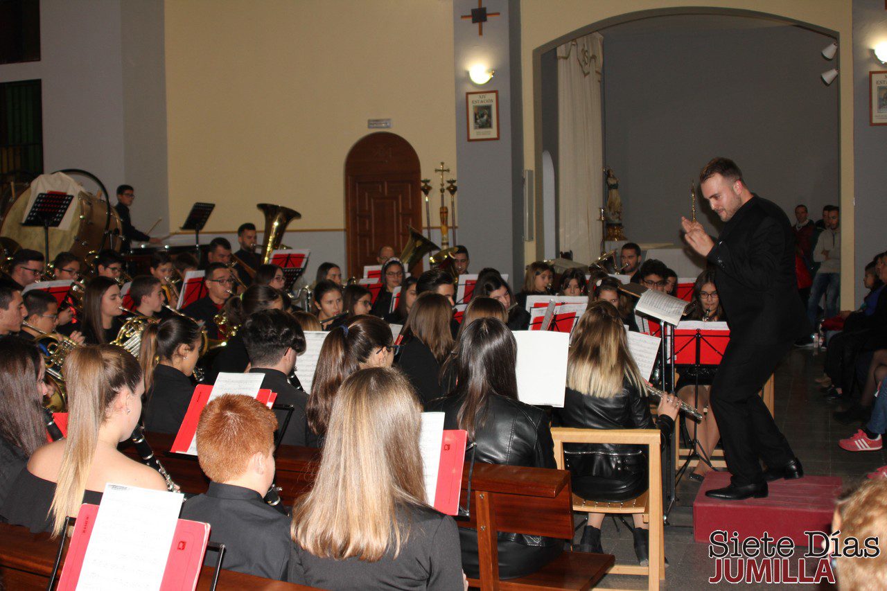 La Banda Escuela de la AJAM incorporó a diez nuevos músicos por Santa Cecilia