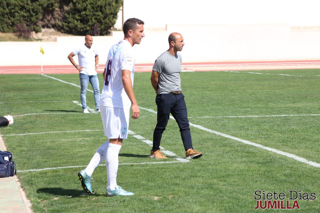 Al FC Jumilla solo le valen los tres puntos