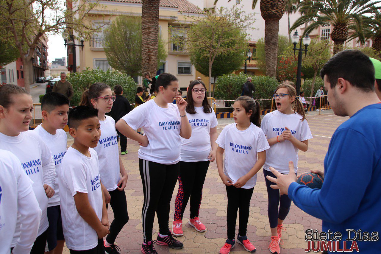 El Pequebalonmano aunó setenta niños (Galería de fotos)