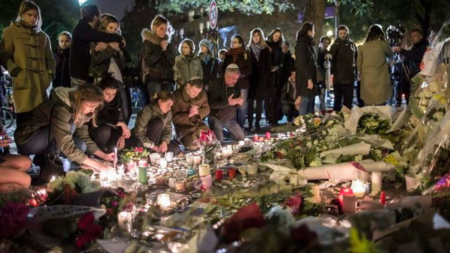 Dos jumillanos viven en primera persona los atentados de París