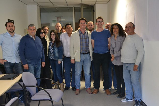 Simpatizantes del movimiento ciudadano de Podemos de Yecla y Jumilla, se dieron cita en la localidad para impartir un taller y técnicas de participación