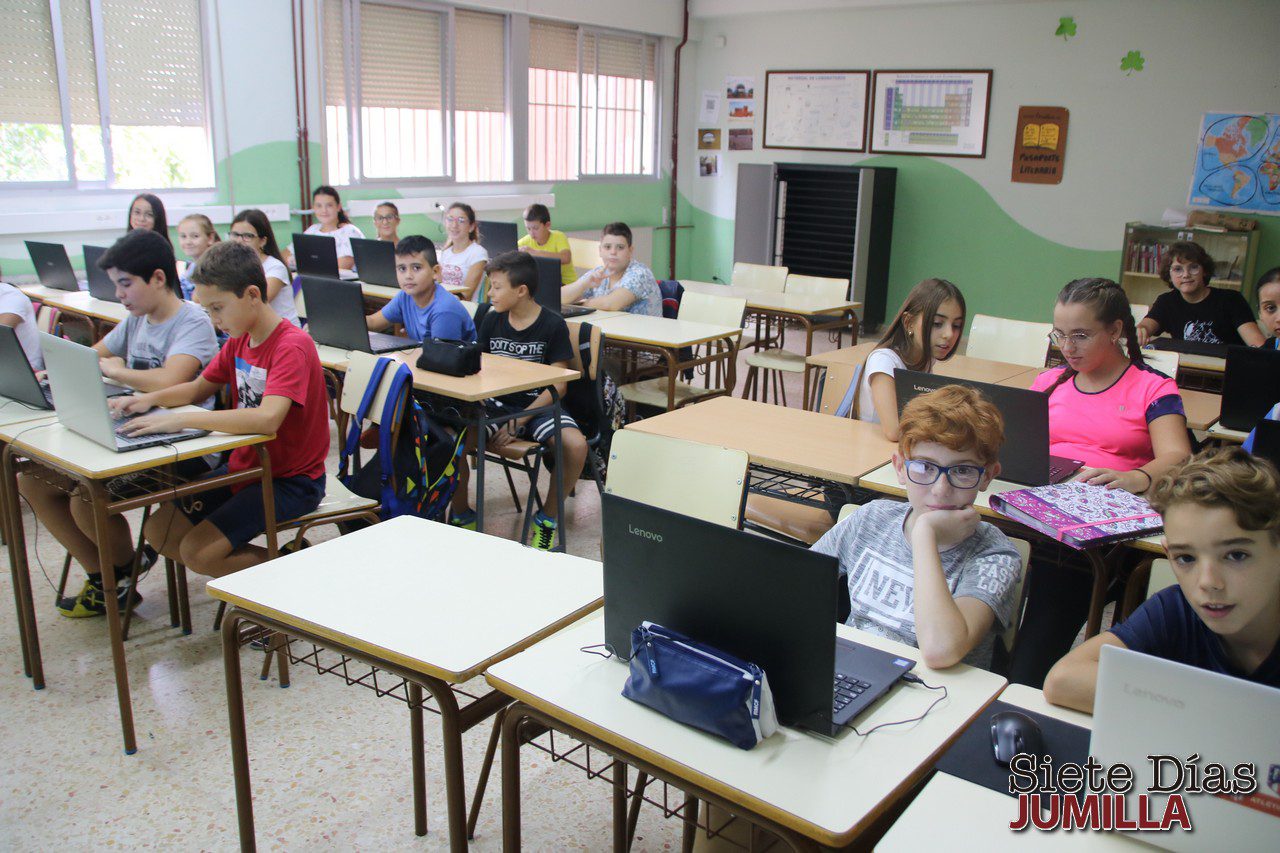 Cerca de dos mil alumnos se incorporan a las aulas de Secundaria, Bachiller y FP