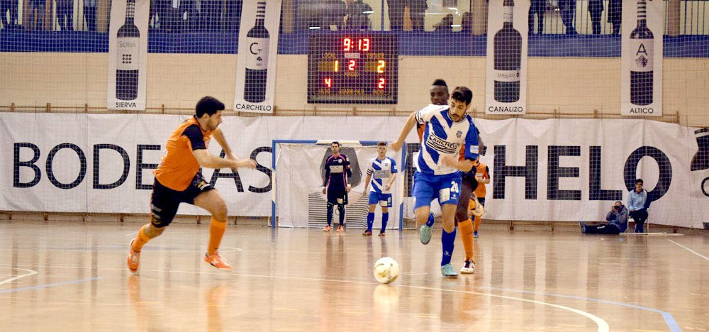 El Burela vuelve a meter al Jumilla en el descenso (1-5)