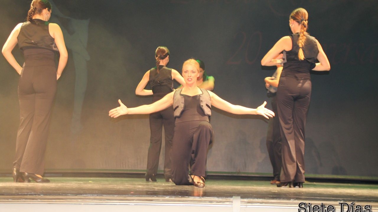 Aurora González celebra 20 años formando a bailarines