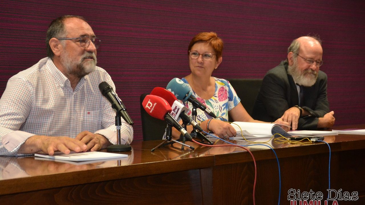 Amigos y compañeros de Francisco Gil le rinden un homenaje a través de un libro sobre “Estudios en arqueología”