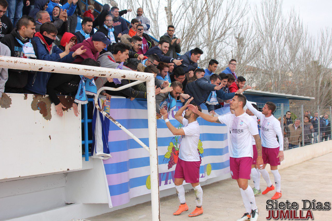 El FC Jumilla, a purgar las penas en casa con la línea defensiva en cuadro