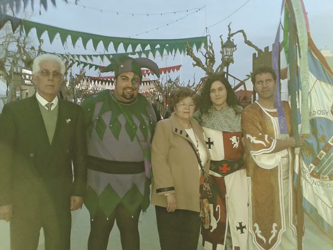 La Asociación de Moros y cristianos don Pedro I de Jumilla ha tomado parte en un desfile celebrado en Los Alcázares